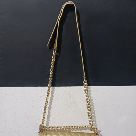 ToyBoy Women gold glazed silicone quilted chain purse bag - Picture 5 of 16